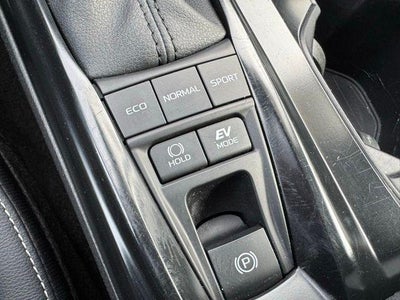 2025 Toyota Camry SE FWD