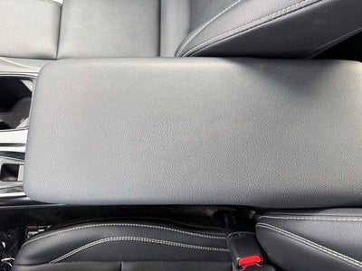 2025 Toyota Camry SE FWD