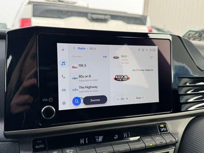 2025 Toyota Camry SE FWD