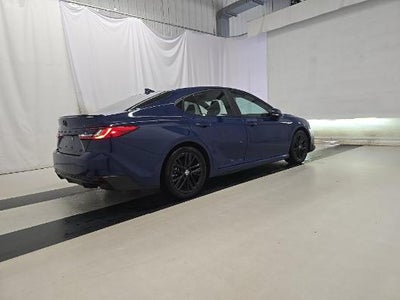2025 Toyota Camry SE FWD