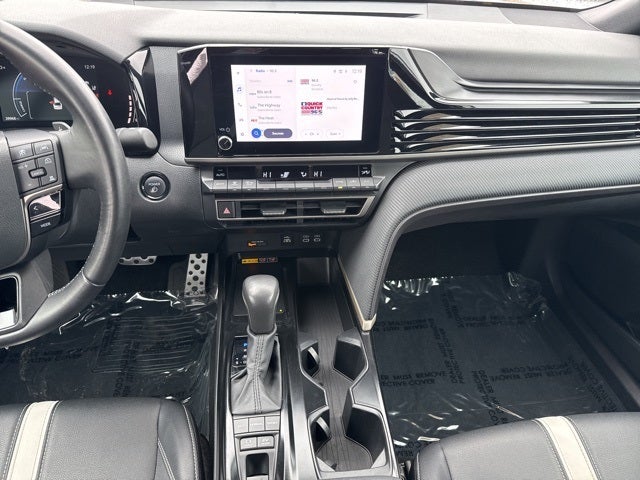 2025 Toyota Camry SE FWD