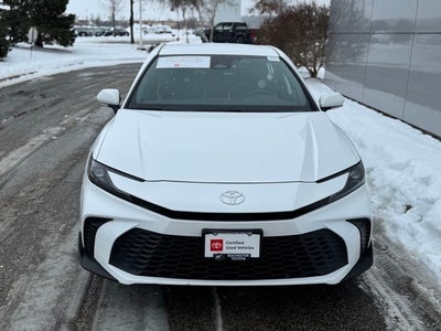 2025 Toyota Camry SE FWD