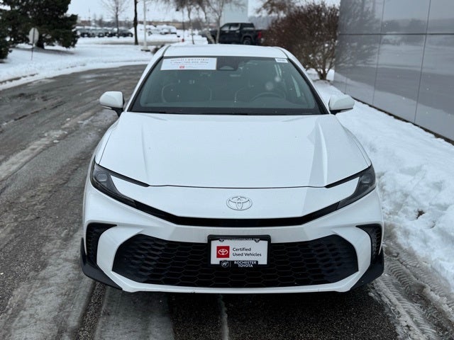 2025 Toyota Camry SE FWD