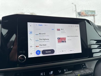 2025 Toyota Camry SE FWD