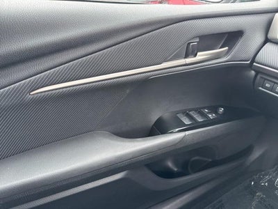 2025 Toyota Camry SE FWD