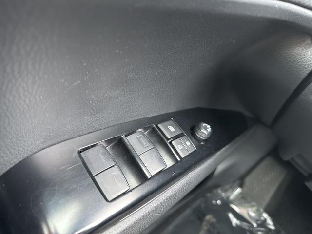 2025 Toyota Camry SE FWD