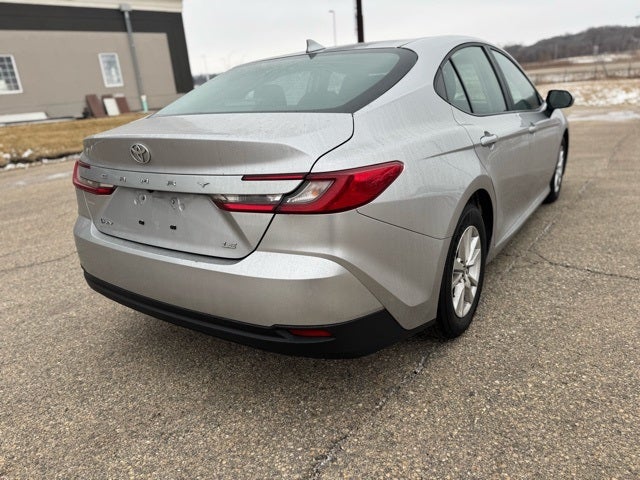 2025 Toyota Camry LE FWD
