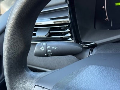 2025 Toyota Camry LE FWD