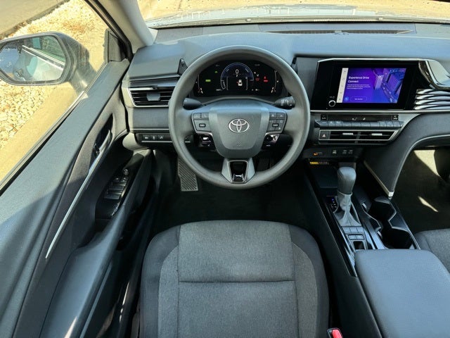 2025 Toyota Camry LE FWD