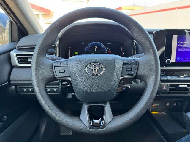 2025 Toyota Camry LE FWD