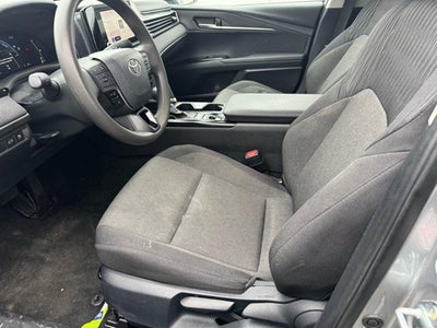 2025 Toyota Camry LE FWD