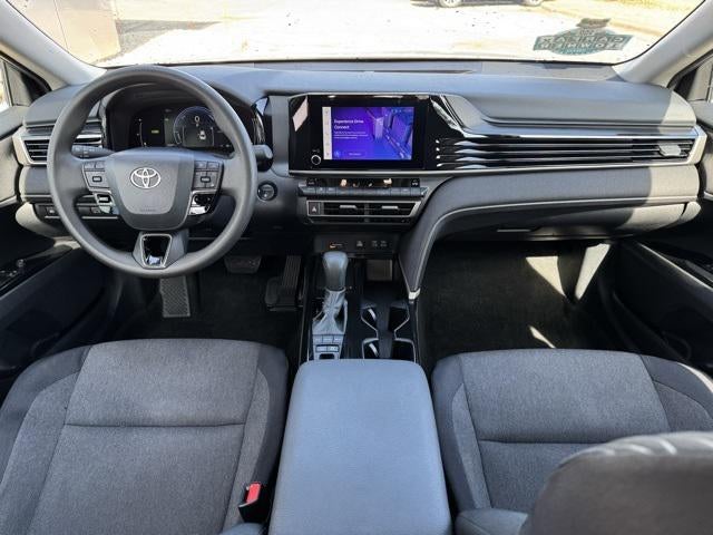 2025 Toyota Camry LE FWD