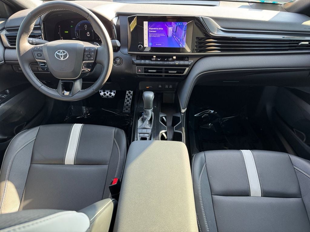 2025 Toyota Camry SE FWD