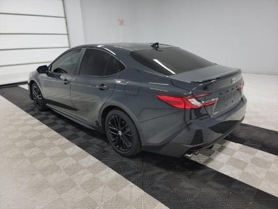 2025 Toyota Camry SE FWD
