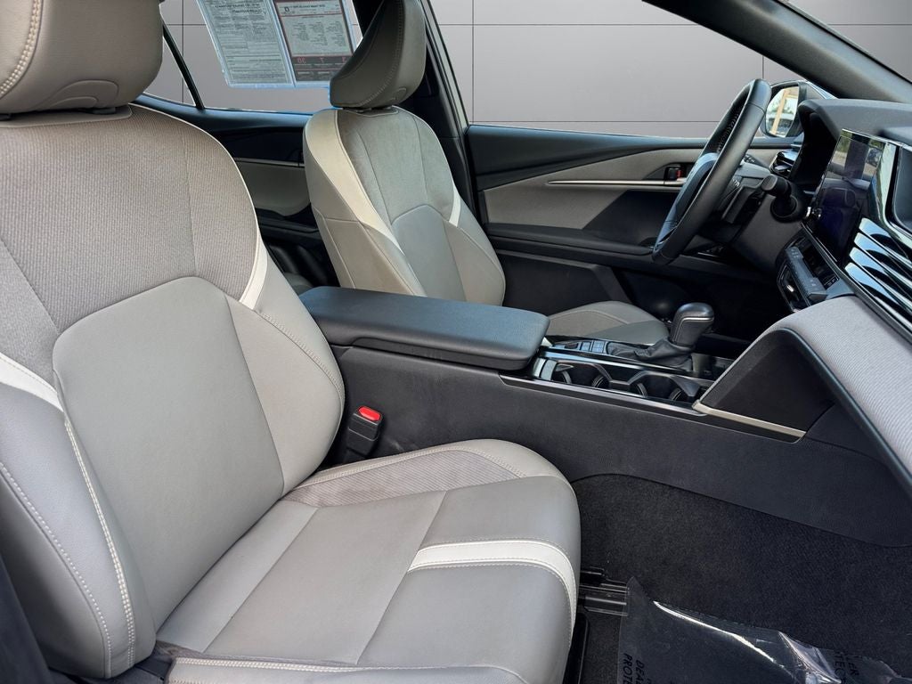 2026 Toyota Camry SE FWD
