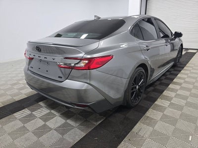 2026 Toyota Camry SE FWD