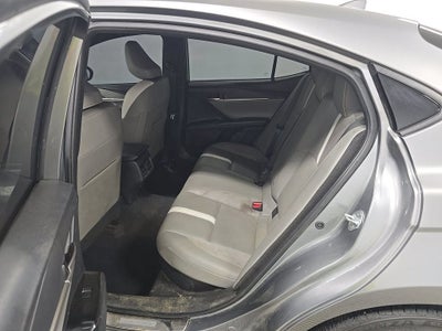 2026 Toyota Camry SE FWD