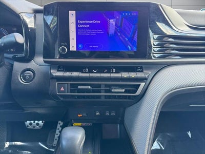 2026 Toyota Camry SE FWD