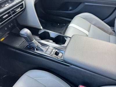 2026 Toyota Camry SE FWD