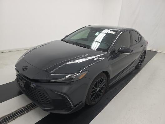 2025 Toyota Camry SE FWD