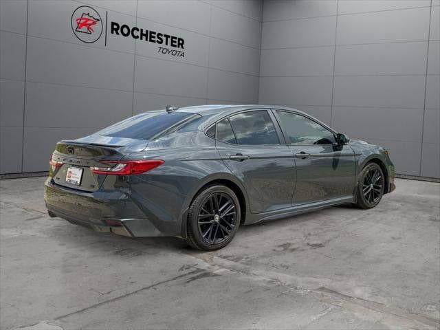2025 Toyota Camry SE FWD