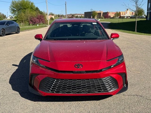 2026 Toyota Camry SE FWD