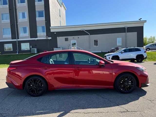 2026 Toyota Camry SE FWD