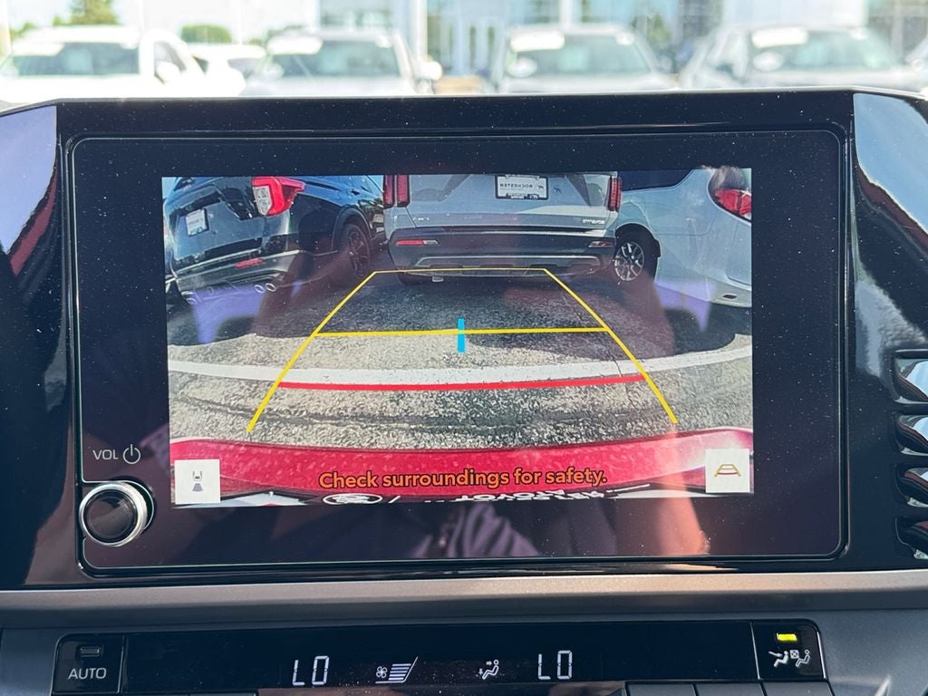2026 Toyota Camry SE FWD