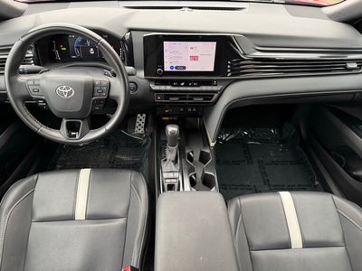 2025 Toyota Camry SE FWD