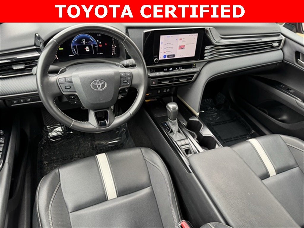2025 Toyota Camry SE FWD