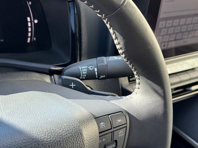 2025 Toyota Camry SE FWD