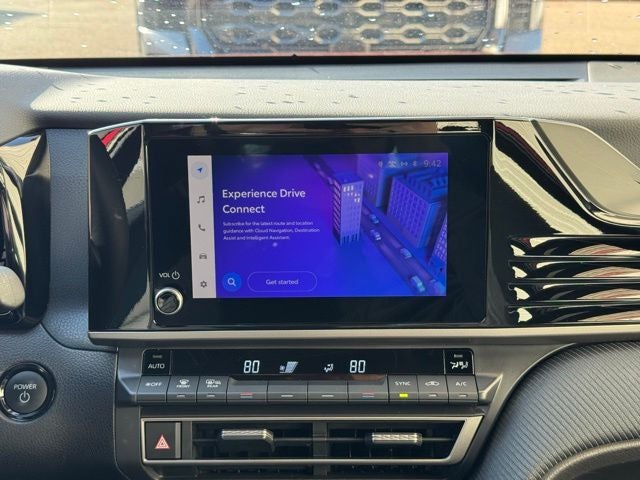 2025 Toyota Camry SE FWD