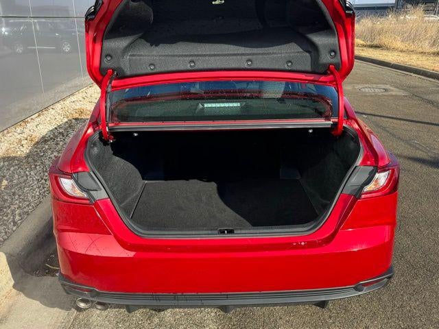 2025 Toyota Camry SE FWD