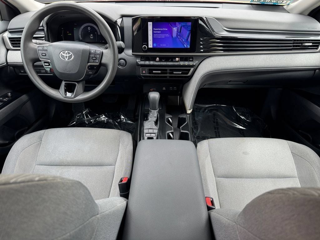 2025 Toyota Camry LE FWD