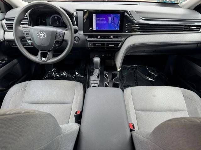 2025 Toyota Camry LE FWD