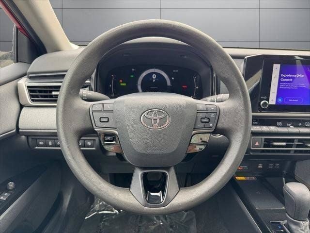 2025 Toyota Camry LE FWD