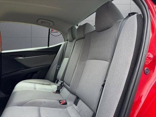 2025 Toyota Camry LE FWD