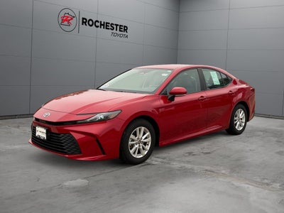 2025 Toyota Camry LE FWD
