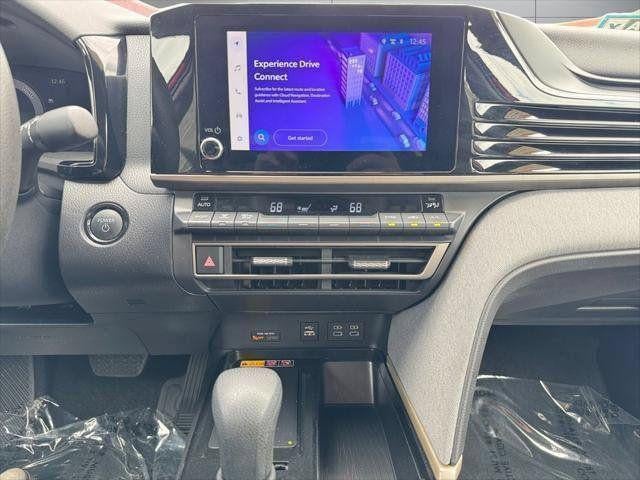 2025 Toyota Camry LE FWD