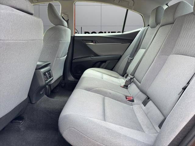 2025 Toyota Camry LE FWD