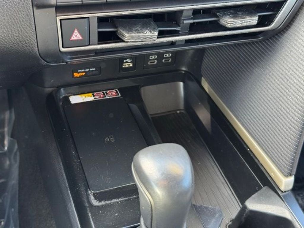 2025 Toyota Camry SE FWD