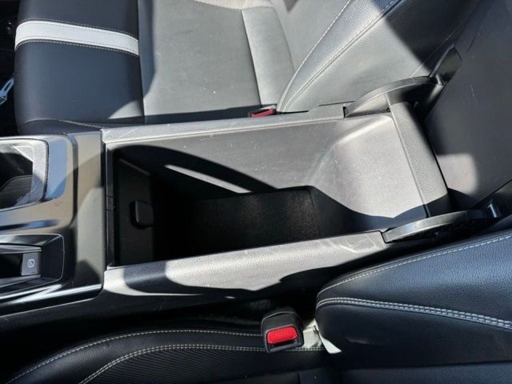 2025 Toyota Camry SE FWD