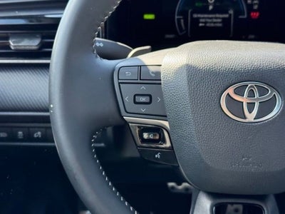 2025 Toyota Camry SE FWD