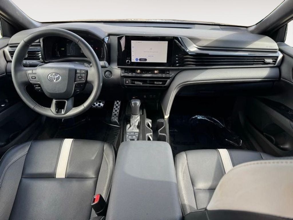 2025 Toyota Camry SE FWD