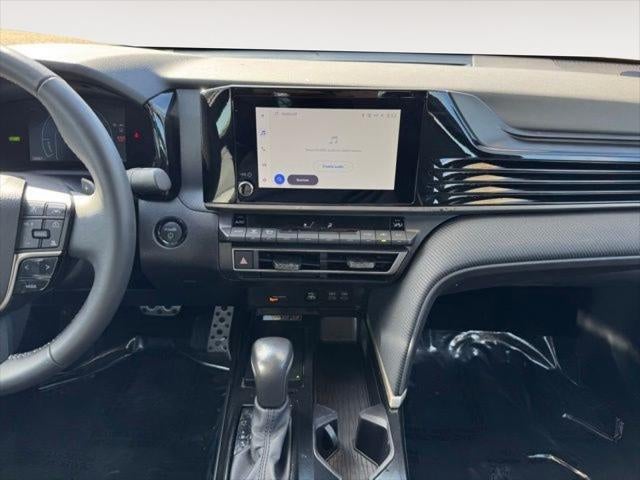2025 Toyota Camry SE FWD