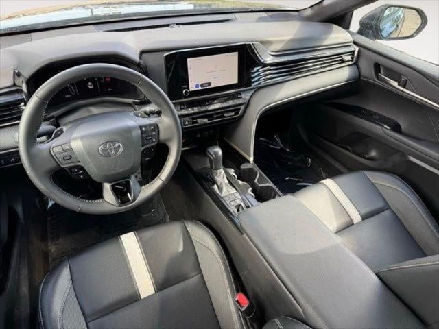 2025 Toyota Camry SE FWD