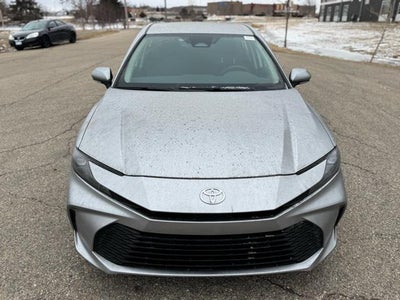 2025 Toyota Camry LE FWD