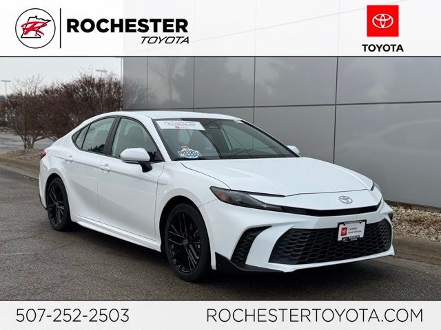2025 Toyota Camry SE FWD