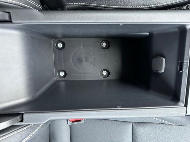 2025 Toyota Camry SE FWD