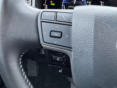 2025 Toyota Camry SE FWD